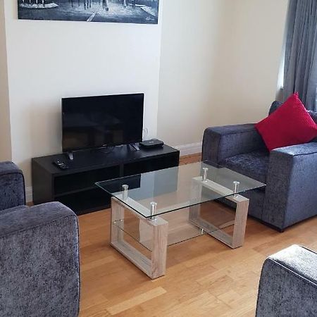 Elegant And Spacious 2 Bedroom Barnet Exteriör bild