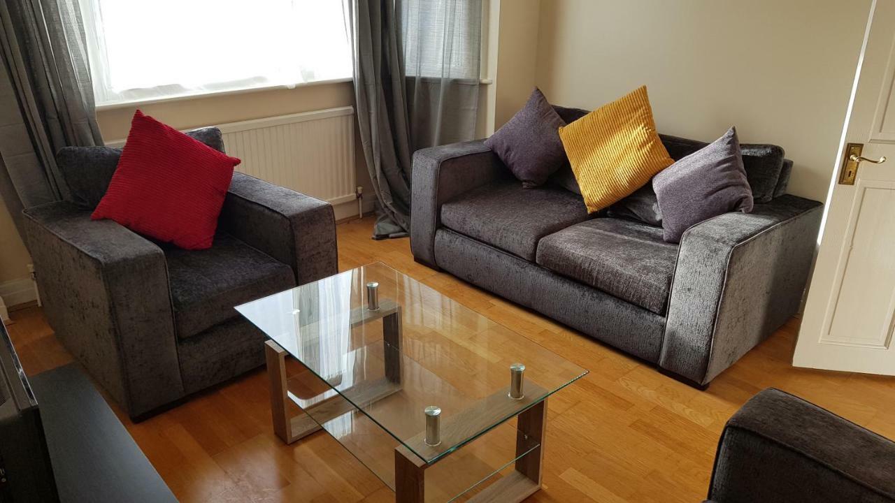 Elegant And Spacious 2 Bedroom Barnet Exteriör bild