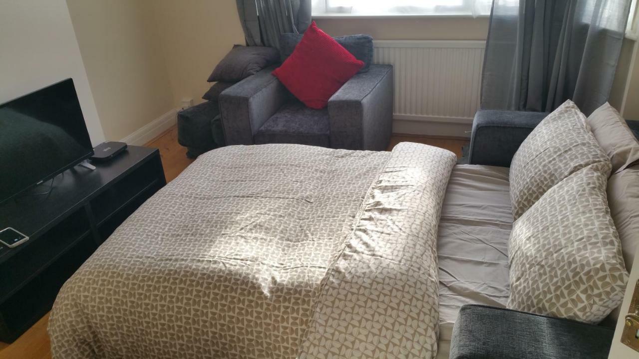 Elegant And Spacious 2 Bedroom Barnet Exteriör bild