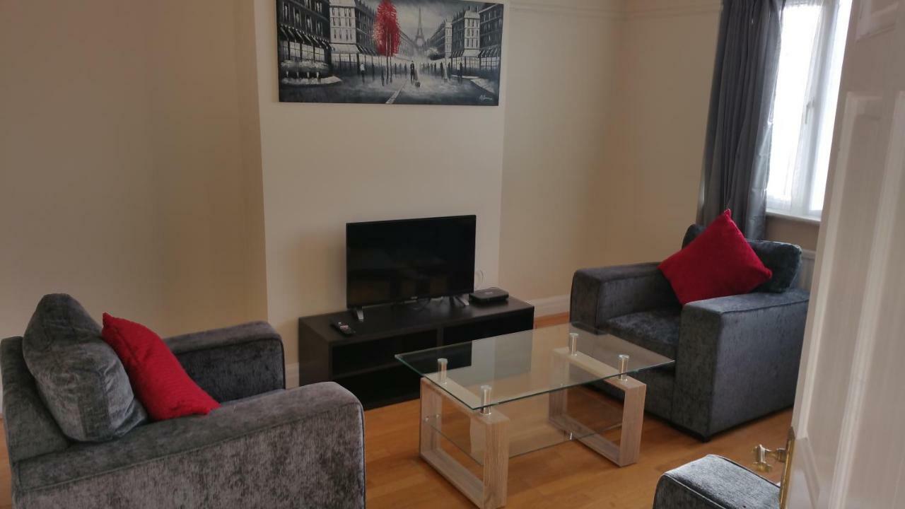 Elegant And Spacious 2 Bedroom Barnet Exteriör bild