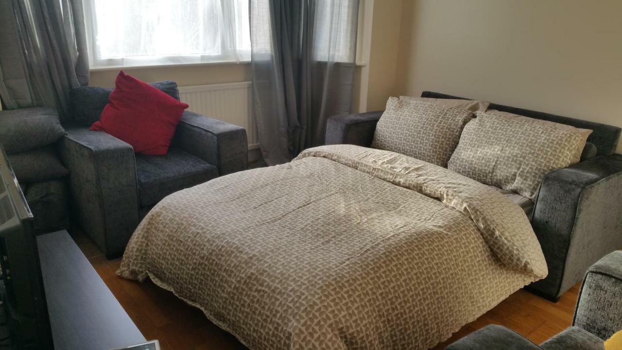 Elegant And Spacious 2 Bedroom Barnet Exteriör bild